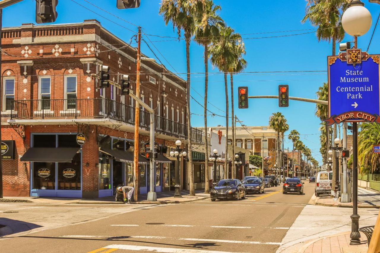 Frontdesk 1910 E 7Th Ave Apts Historic Ybor Tampa 아파트 외부 사진